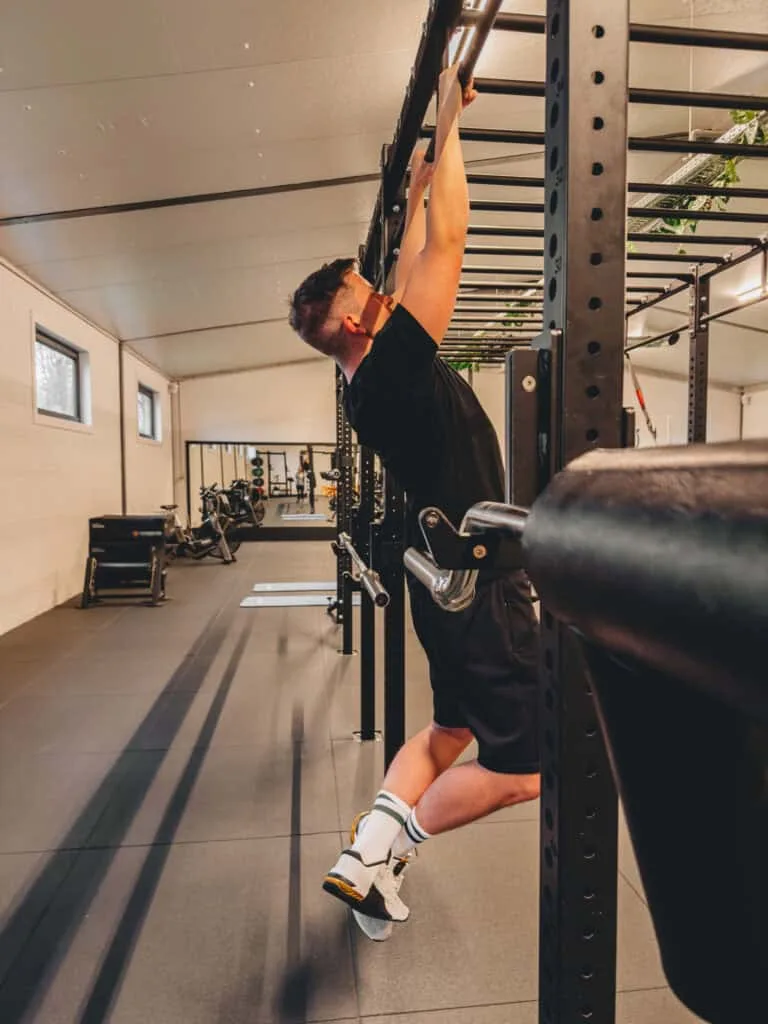 Lifted hangpositie dead hang